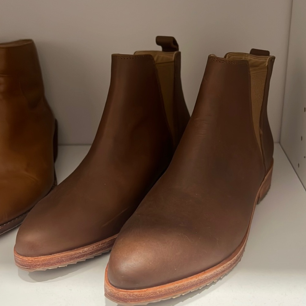 Brown Nisolo, 6.5 ankle boots